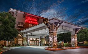 Hampton Inn And Suites Windsor Sonoma Wine Country